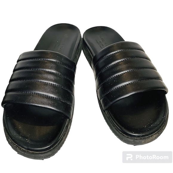 Kenneth Cole New York Mens Story Quilted Black Slides Size 10 Like New Condition - Picture 1 of 3